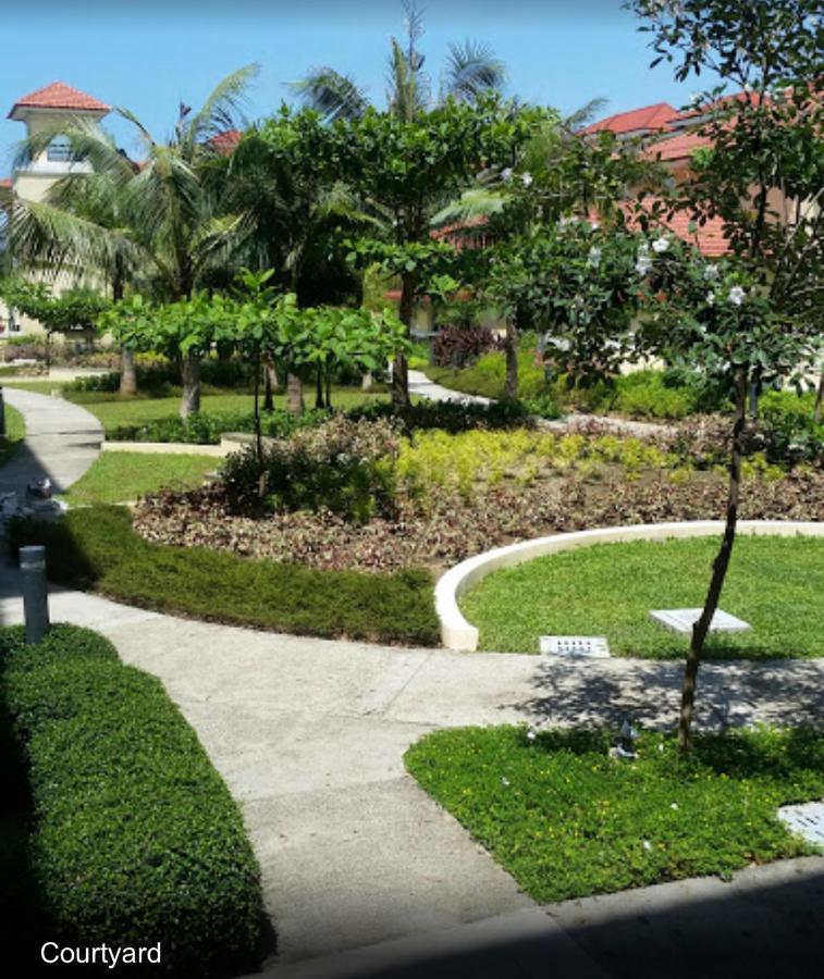 Aparthotel San Remo Oasis Srp Cebu Esterno foto